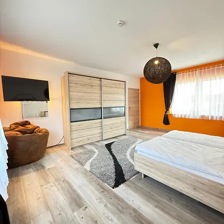 Lägenhet Huegelstrasse